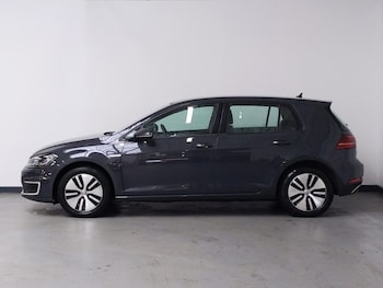 Used Volkswagen Golf 2019 for sale - 78727748: Photo