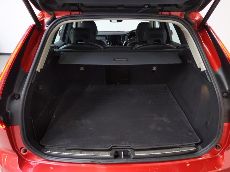 Used Volvo XC60 2020 for sale - 77544149: Photo 8