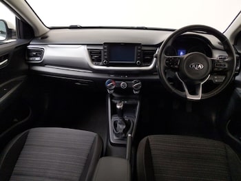 Used Kia Stonic 2018 for sale - 78253046: Photo