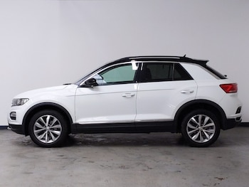 Used Volkswagen T-Roc 2020 for sale - 78621869: Photo