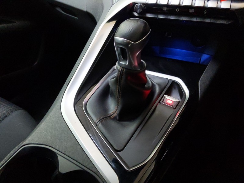 Used Peugeot 3008 2018 for sale - 77682494: Photo 12