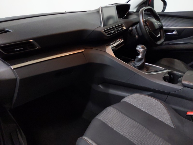 Used Peugeot 3008 2018 for sale - 77682494: Photo 5