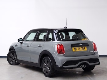 Used MINI Cooper 2021 for sale - 78600400: Photo