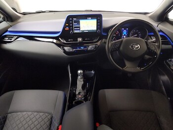 Used Toyota C-HR 2021 for sale - 78253062: Photo