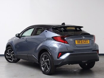 Used Toyota C-HR 2021 for sale - 78253062: Photo