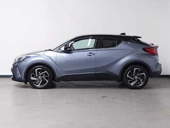 Used Toyota C-HR 2021 for sale - 78253062: Photo