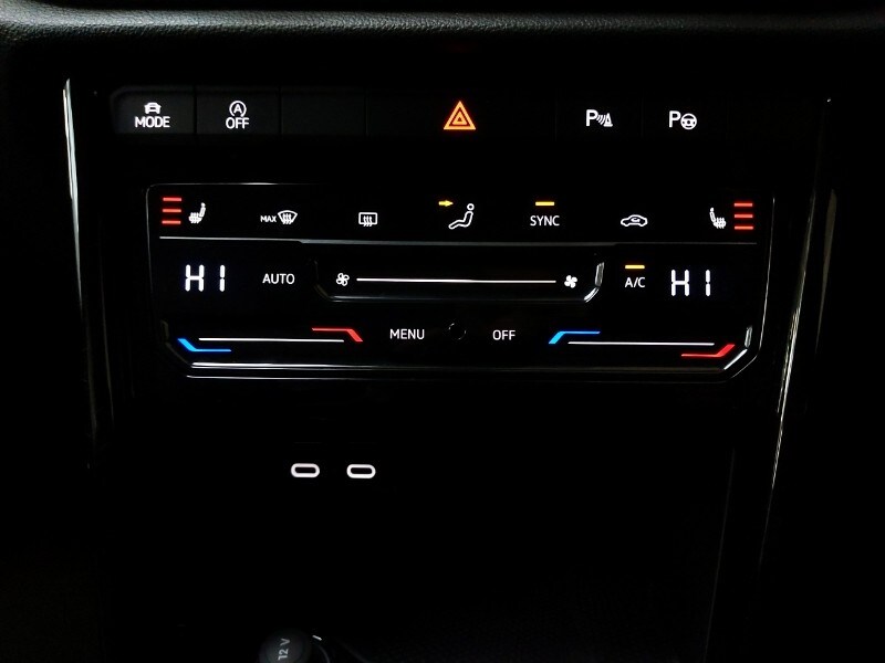 Used Volkswagen T-Roc 2025 for sale - 77299714: Photo 13