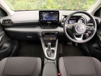 Used Toyota Yaris 2022 for sale - 74584339: Photo