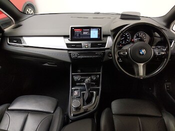 Used BMW 2 Series 2018 for sale - 76644112: Photo