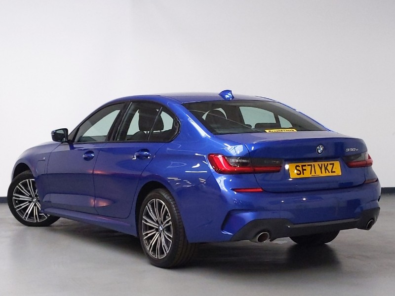 Used BMW 3 Series 2021 for sale - 76135200: Photo 3