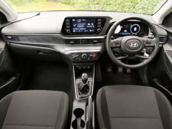 Used Hyundai i20 2024 for sale - 74595411: Photo