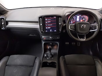 Used Volvo XC40 2020 for sale - 78808417: Photo