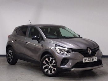 Used Renault Captur 2022 for sale - 77556118: Photo