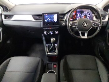 Used Renault Captur 2022 for sale - 77556118: Photo