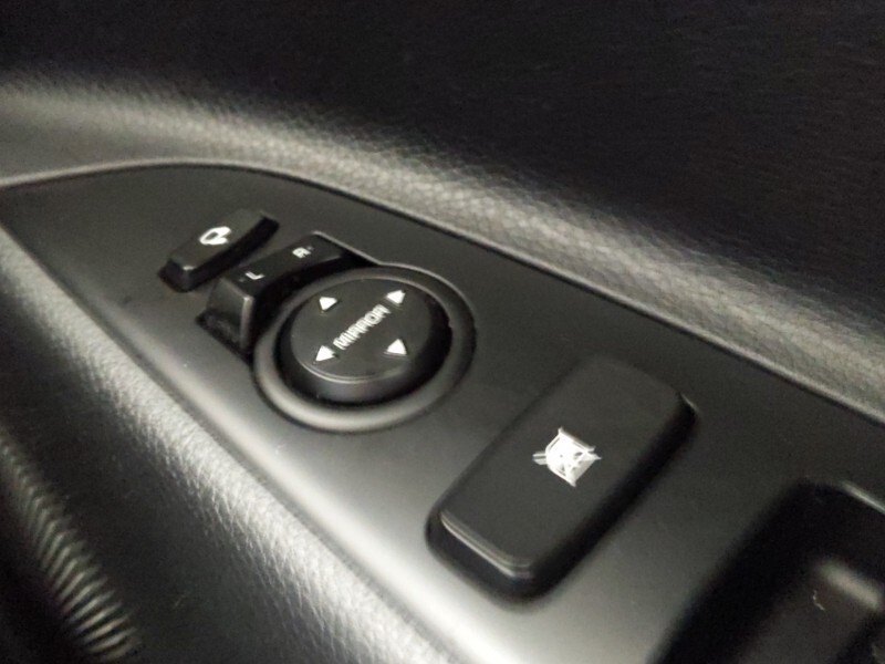 Used Kia Stonic 2018 for sale - 77947525: Photo 12