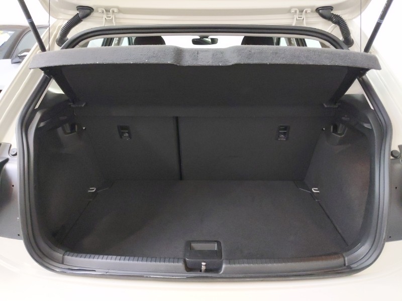 Used Volkswagen Polo 2024 for sale - 76335724: Photo 8