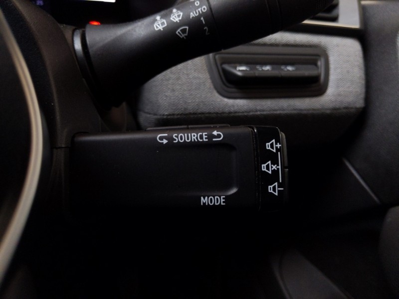 Used Renault Clio 2024 for sale - 77933364: Photo 17