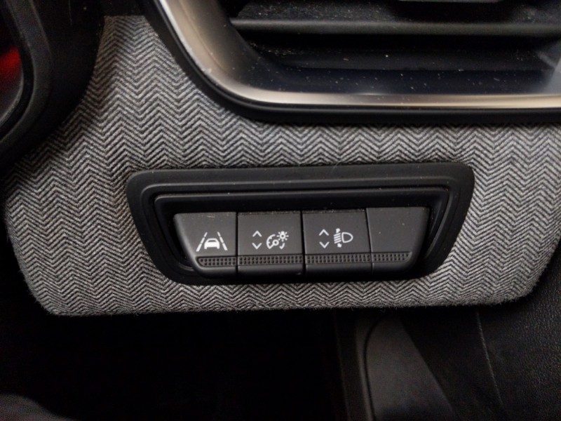 Used Renault Clio 2024 for sale - 77933364: Photo 19