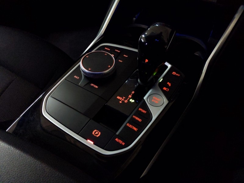 Used BMW 3 Series 2021 for sale - 77343175: Photo 12