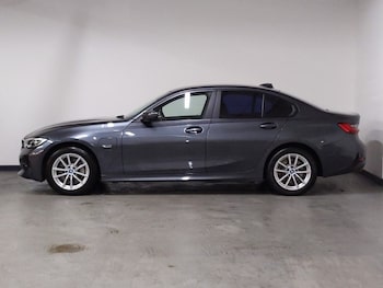Used BMW 3 Series 2021 for sale - 77343175: Photo