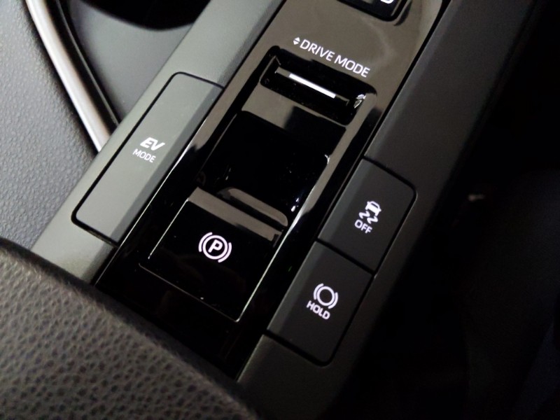 Used Toyota C-HR 2025 for sale - 77264856: Photo 14