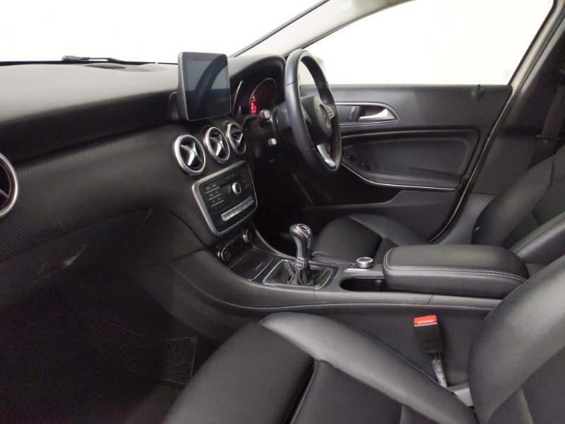 Used Mercedes-Benz A-Class 2017 for sale - 77605984: Photo 5