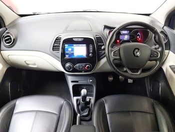 Used Renault Captur 2019 for sale - 77907405: Photo