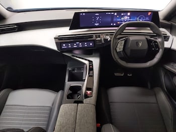 Used Peugeot 3008 2024 for sale - 77942699: Photo