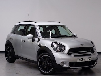 Used MINI Countryman 2016 for sale - 76502316: Photo