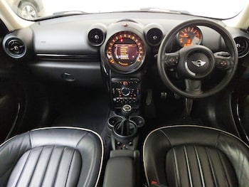 Used MINI Countryman 2016 for sale - 76502316: Photo