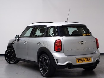 Used MINI Countryman 2016 for sale - 76502316: Photo