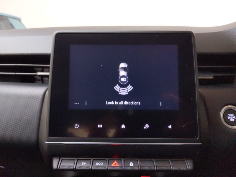 Used Renault Clio 2023 for sale - 77852215: Photo 11