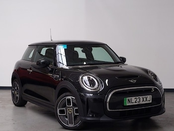 Used MINI Hatch 2023 for sale - 79332598: Photo