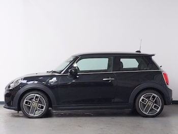 Used MINI Hatch 2023 for sale - 79332598: Photo