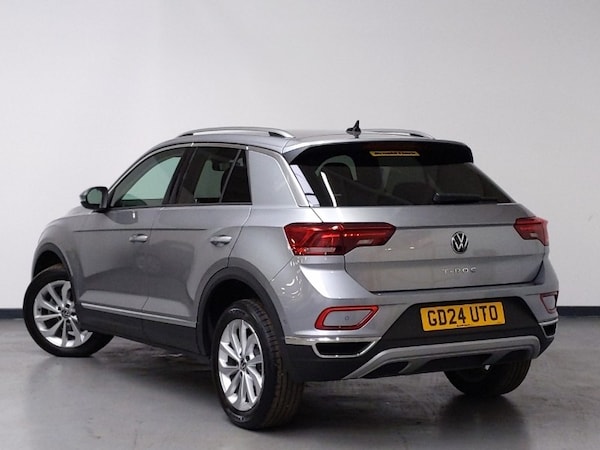 Used Volkswagen T-Roc 2024 for sale - 75338561: Photo 3
