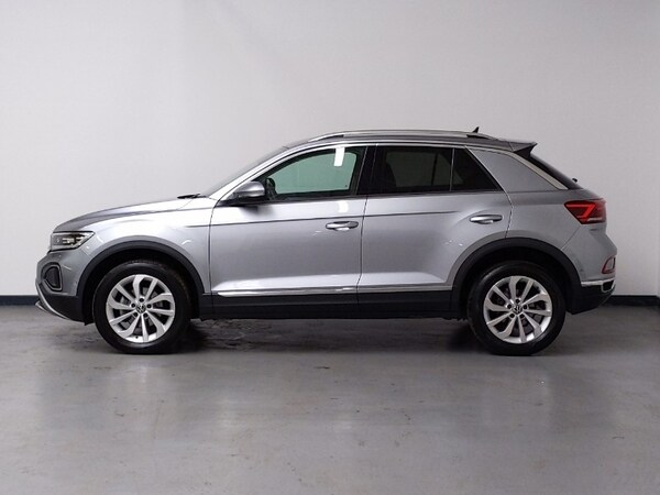 Used Volkswagen T-Roc 2024 for sale - 75338561: Photo 4
