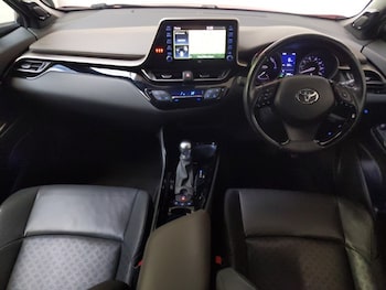 Used Toyota C-HR 2021 for sale - 78723528: Photo