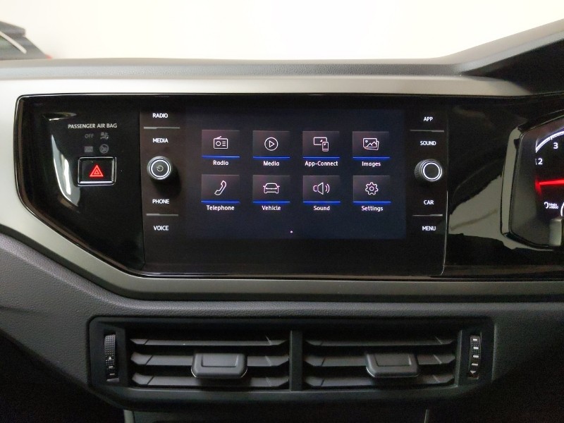 Used Volkswagen Polo 2018 for sale - 76492968: Photo 10