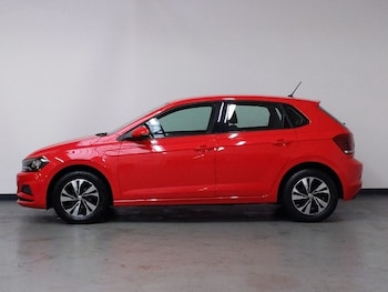 Used Volkswagen Polo 2018 for sale - 76492968: Photo