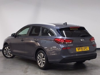 Used Hyundai i30 2019 for sale - 77357906: Photo