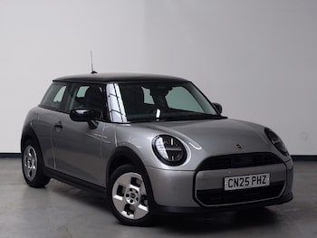 Used MINI Cooper 2025 for sale - 79020311: Photo