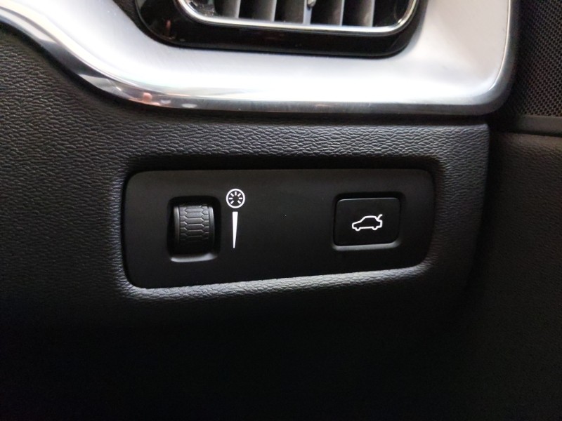 Used Volvo XC60 2020 for sale - 77660826: Photo 17