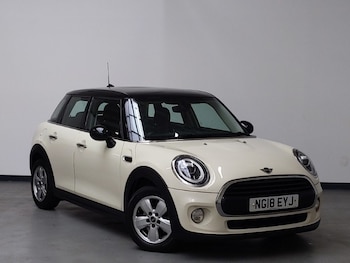 Used MINI Hatch 2018 for sale - 78617070: Photo