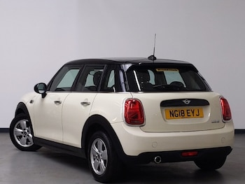 Used MINI Hatch 2018 for sale - 78617070: Photo