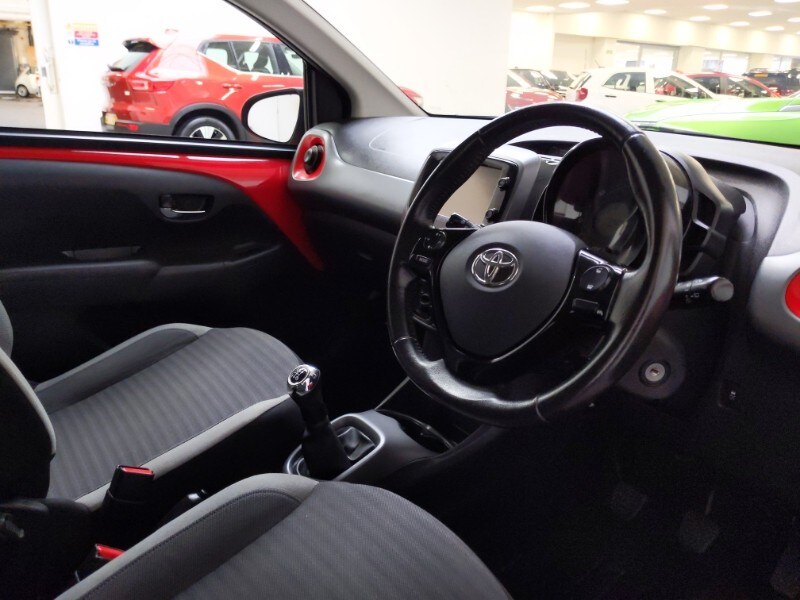 Used Toyota AYGO 2018 for sale - 77517826: Photo 11