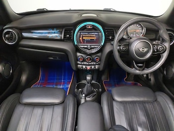 Used MINI Convertible 2020 for sale - 76879884: Photo