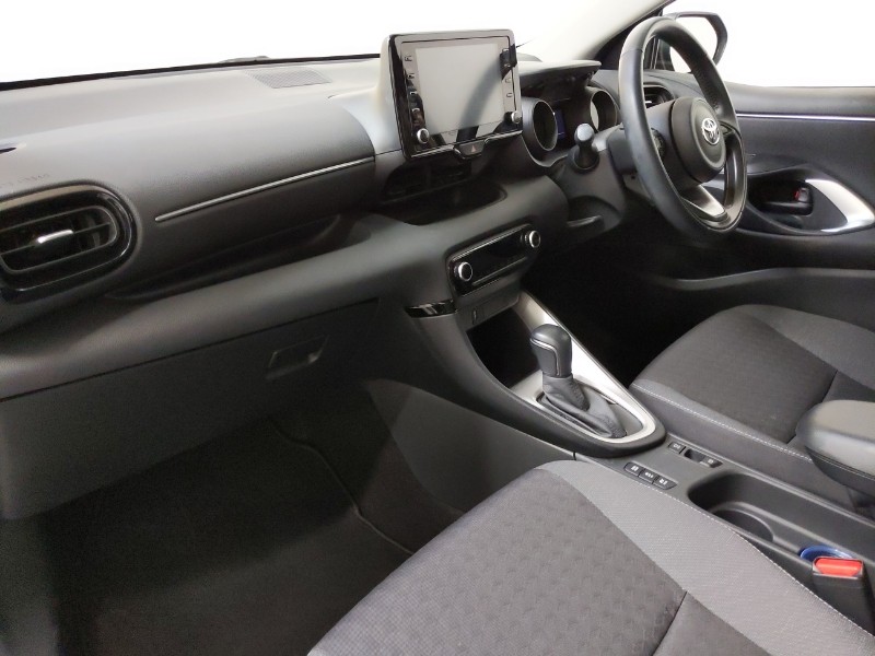 Used Toyota Yaris 2022 for sale - 76854018: Photo 5