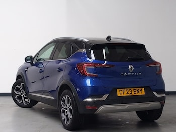 Used Renault Captur 2023 for sale - 78983403: Photo