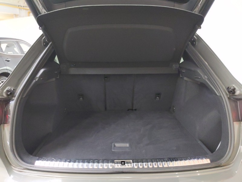 Used Audi Q3 2019 for sale - 76289276: Photo 8