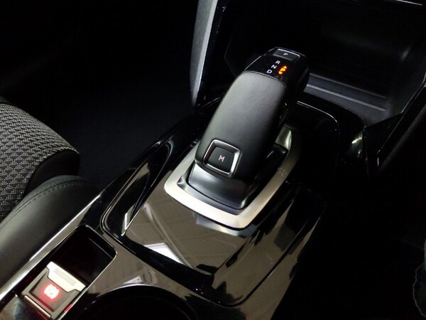 Used Peugeot 208 2020 for sale - 76268859: Photo 12